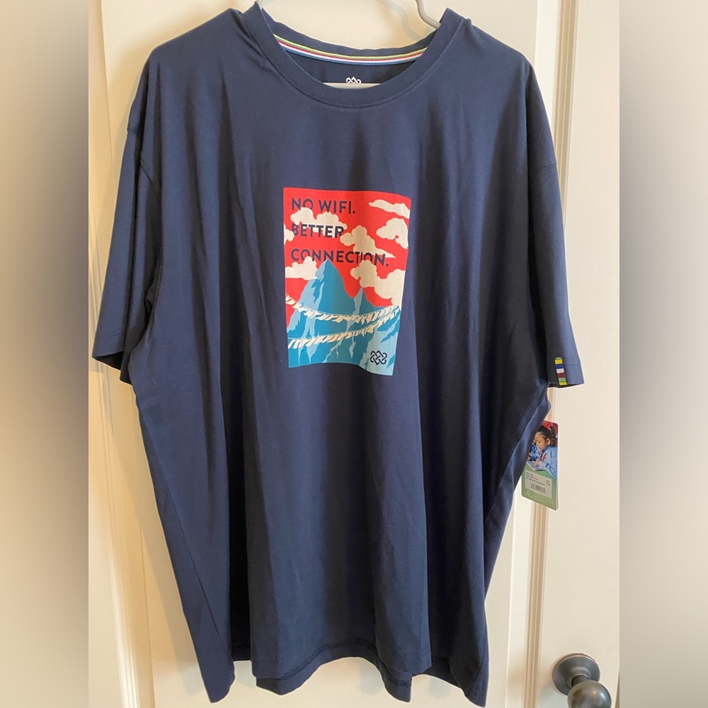 NEW Sherpa Men’s Tshirt Size XXL